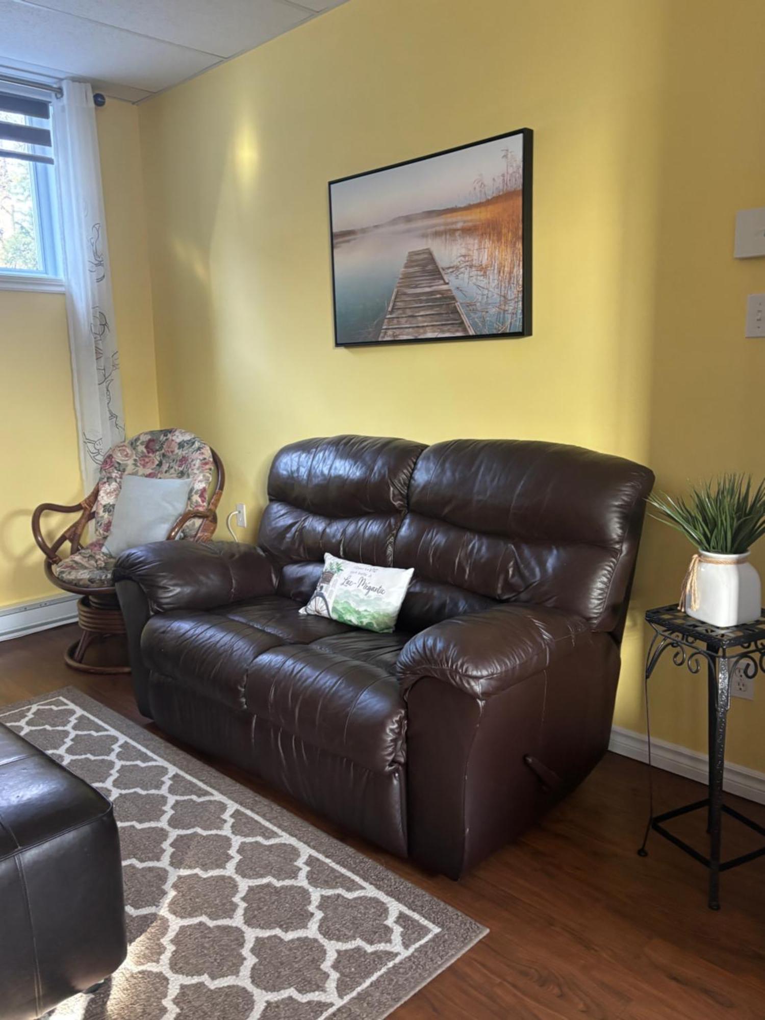 Aux Quatre Vents 4,5 Grand Logement Prive Lac-Mégantic 外观 照片